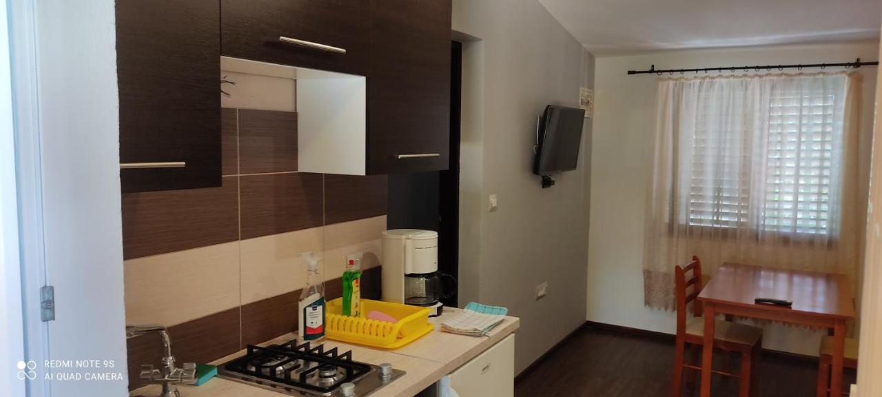 Apartments Sandra Vrsar Exterior photo